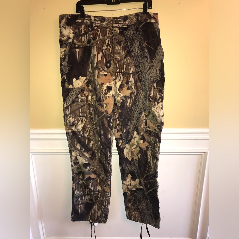 EUC! Galyan's Men's Camouflage Cargo Pants size L Camo